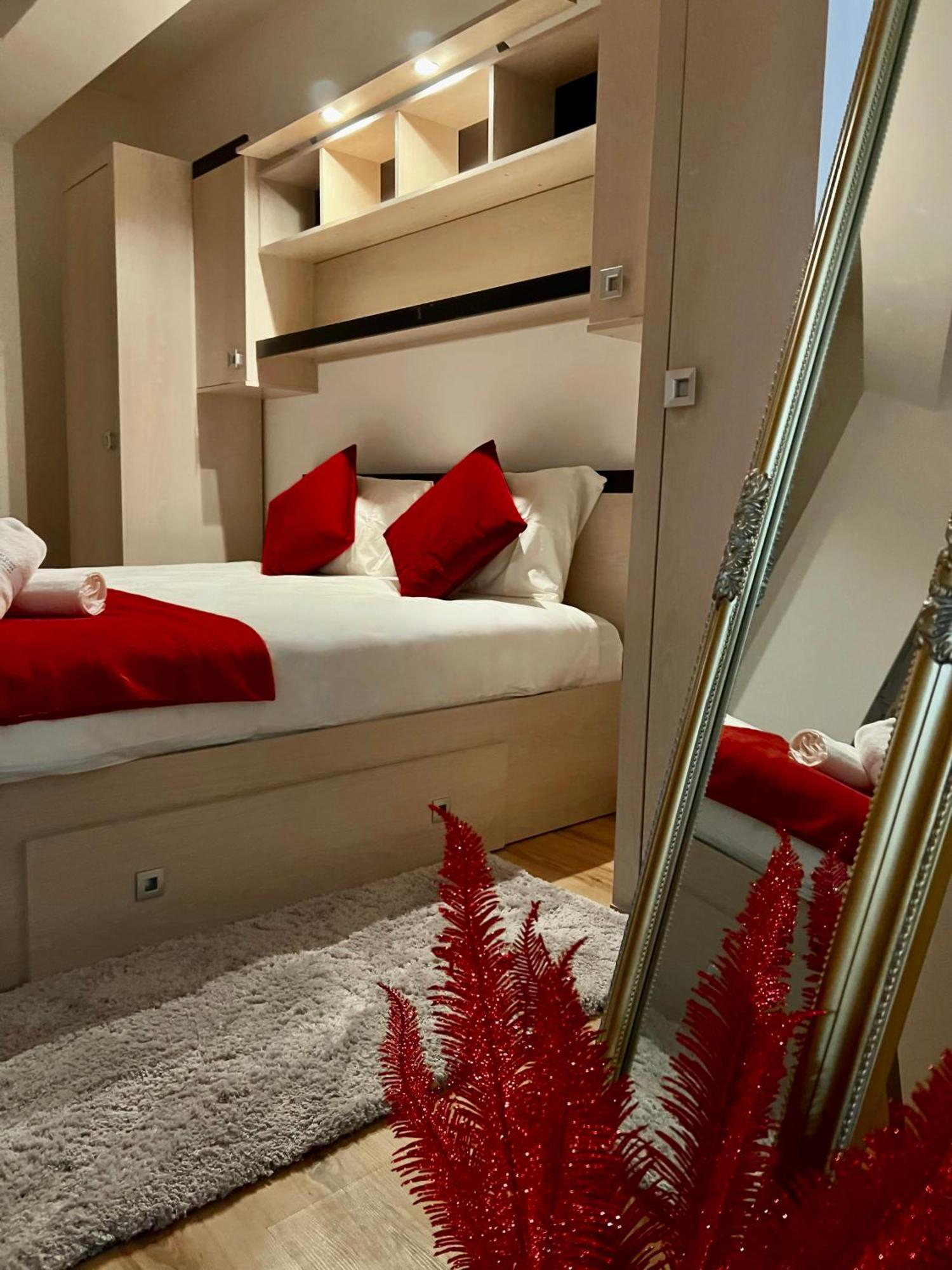Kyan Apartament *